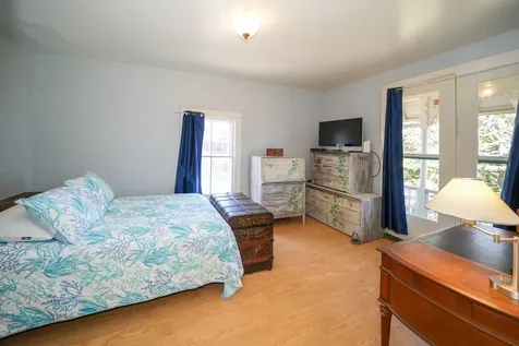 61 Ocean Avenue Oak Bluffs MA 02557
