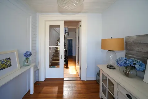 61 Ocean Avenue Oak Bluffs MA 02557