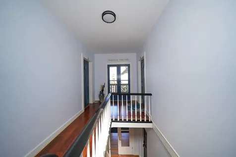 61 Ocean Avenue Oak Bluffs MA 02557