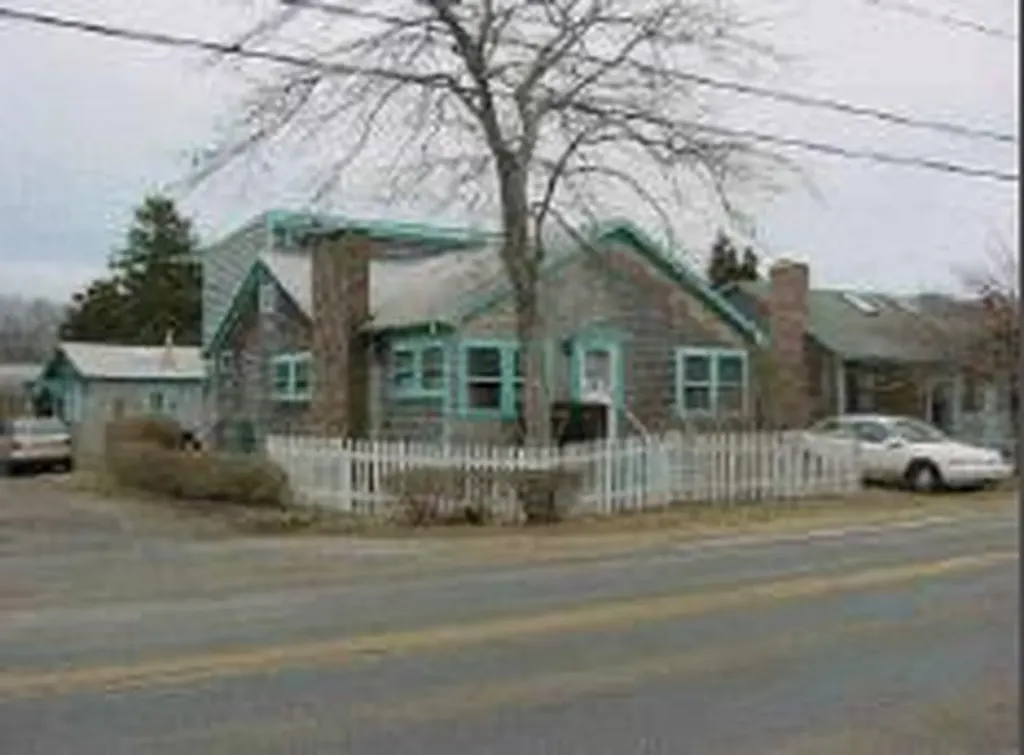 167 New York Avenue Oak Bluffs MA 02557