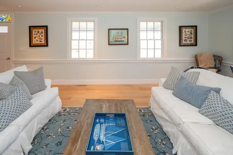 30 Namas Avenue Oak Bluffs MA 02557