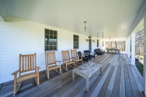 30 Namas Avenue Oak Bluffs MA 02557