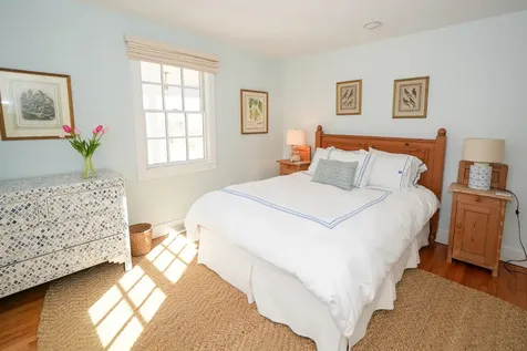 30 Namas Avenue Oak Bluffs MA 02557