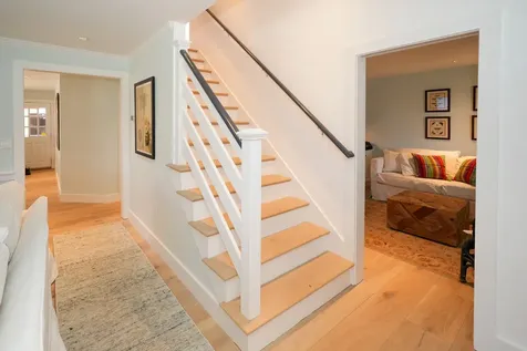 30 Namas Avenue Oak Bluffs MA 02557