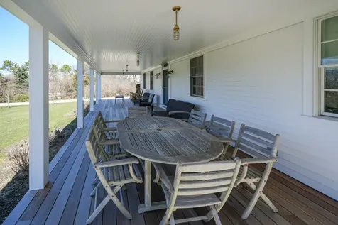 30 Namas Avenue Oak Bluffs MA 02557