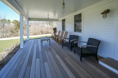30 Namas Avenue Oak Bluffs MA 02557