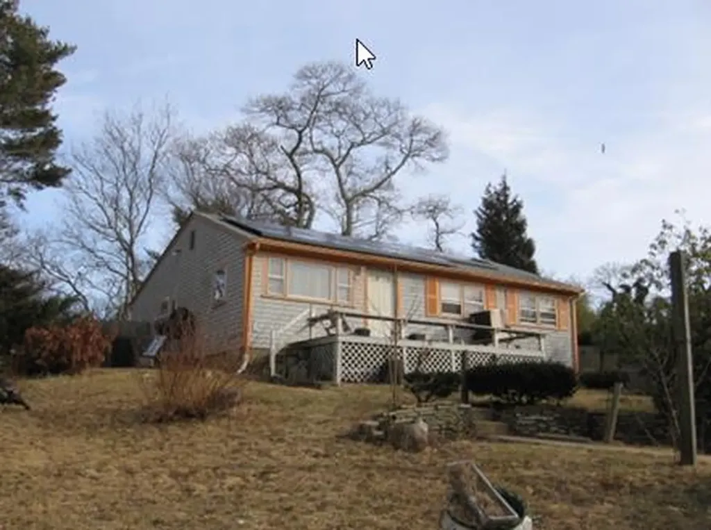 4 Midland Avenue Vineyard Haven MA 02539