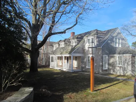 39 Plantingfield Way Edgartown MA 02539