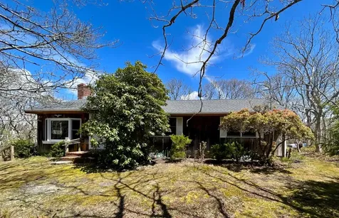 42 Marthas Road Edgartown MA 02539