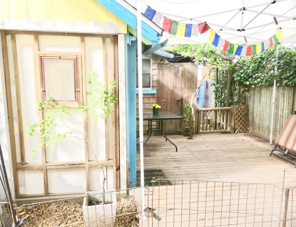 10 Siloam Avenue Oak Bluffs MA 02557