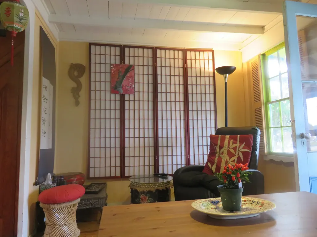 10 Siloam Avenue Oak Bluffs MA 02557