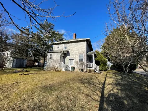 5 Pine Tree Lane Vineyard Haven MA 02568