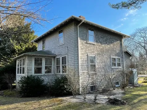 5 Pine Tree Lane Vineyard Haven MA 02568