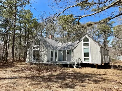 41 Waterview Road Oak Bluffs MA 02557