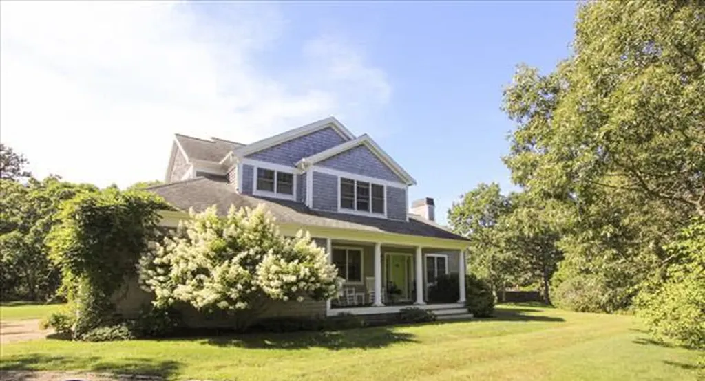 188 Pond Road West Tisbury MA 02575