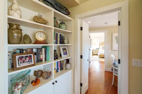 84 Mattakesett Way Edgartown MA 02539