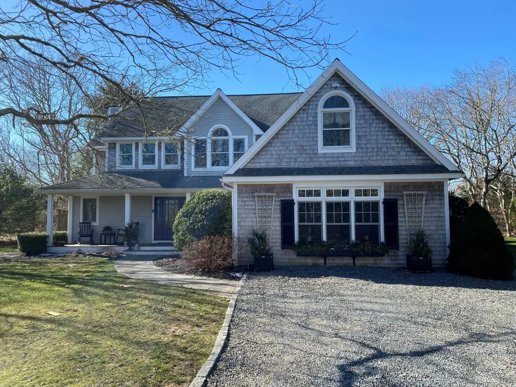 5 Bold Meadow Circle Edgartown MA 02539