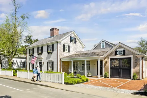 55 North Summer Street Edgartown MA 02539