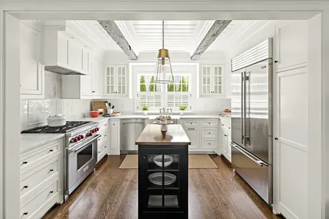 55 North Summer Street Edgartown MA 02539