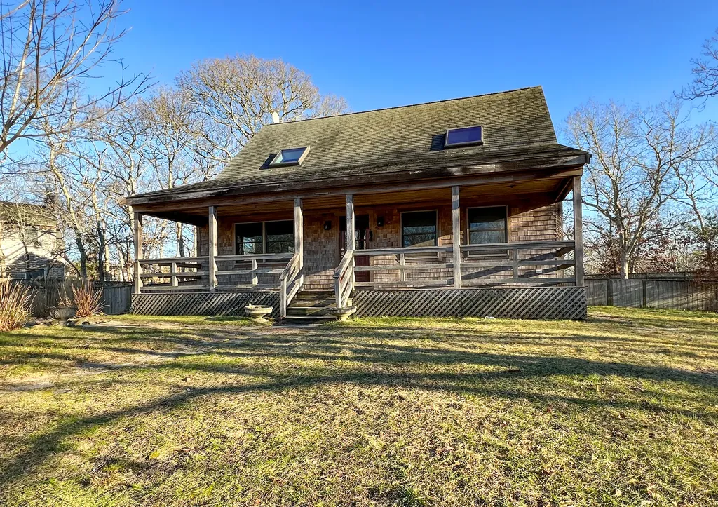 77 Twentieth Street South Edgartown MA 02539