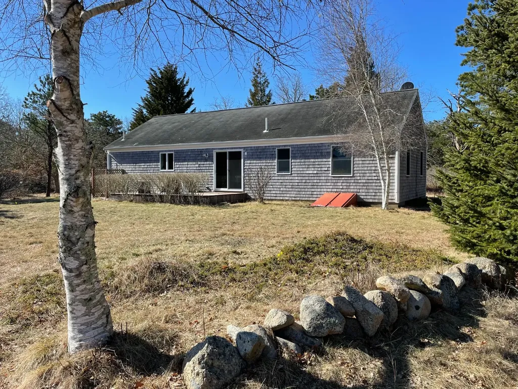 88 Hopps Farm Road West Tisbury MA 02575