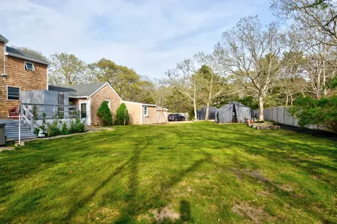 11 Strawberry Lane Oak Bluffs MA 02575