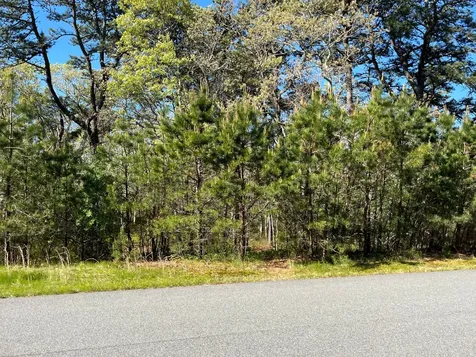 34 Paddock Road Oak Bluffs MA 02557