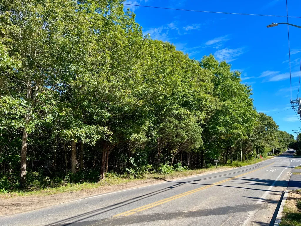 0 Eastville Avenue Oak Bluffs MA 02557