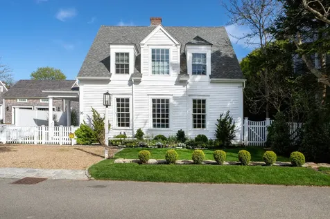 95 School Street Edgartown MA 02539