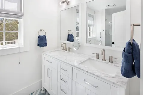 95 School Street Edgartown MA 02539