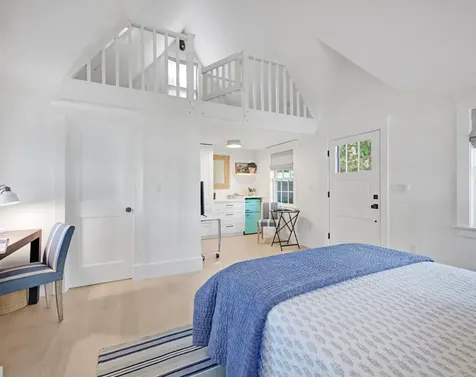95 School Street Edgartown MA 02539
