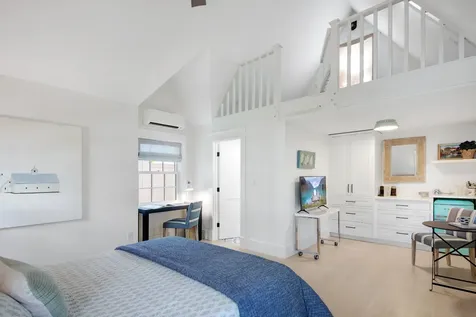 95 School Street Edgartown MA 02539