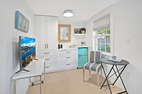 95 School Street Edgartown MA 02539