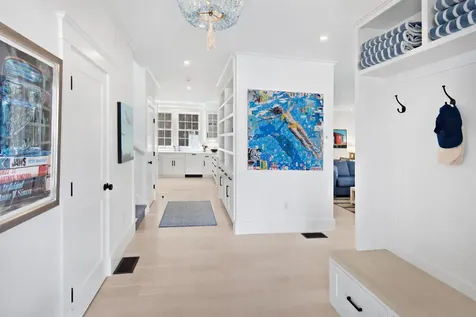 95 School Street Edgartown MA 02539