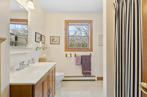 111 Charles Neck Way West Tisbury MA 02575