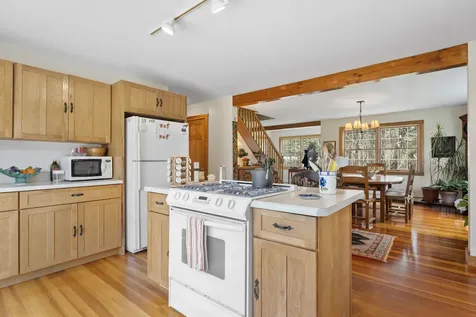 111 Charles Neck Way West Tisbury MA 02575