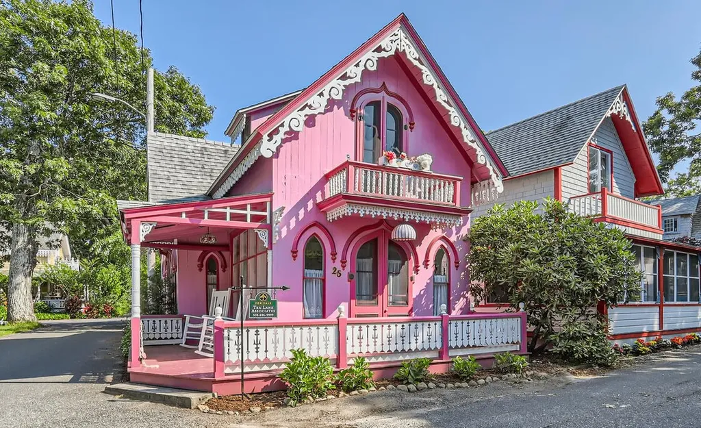 25 Butler Avenue Oak Bluffs MA 02557