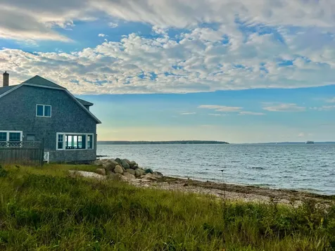283 East Chop Drive Oak Bluffs MA 02557
