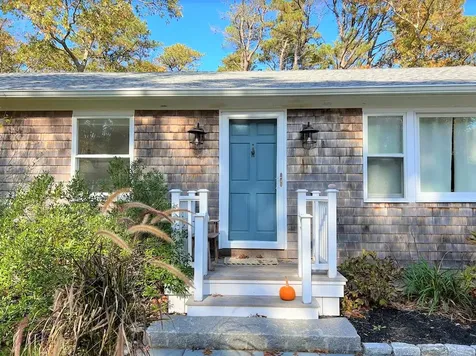 13 Grimmett Way Vineyard Haven MA 02568