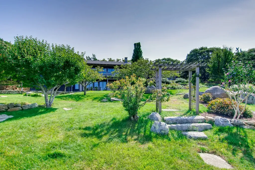45 Beach Road Chilmark MA 02535