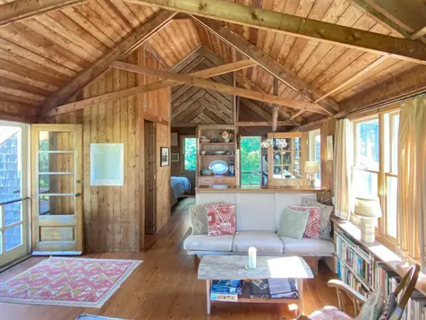 119 Old Thumb Point Road West Tisbury MA 02575