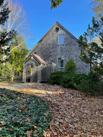 10 Briarwood Lane West Tisbury MA 02575