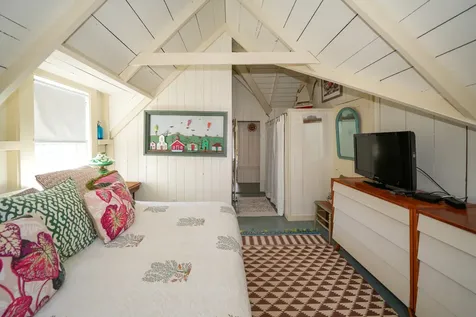 12 Cottage Park Oak Bluffs MA 02557