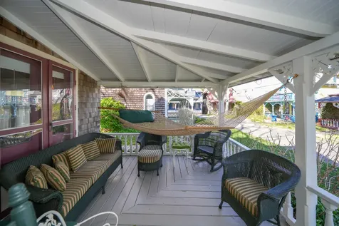 12 Cottage Park Oak Bluffs MA 02557