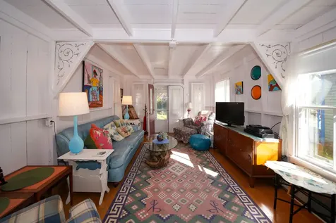 12 Cottage Park Oak Bluffs MA 02557