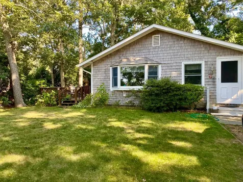 59 Brush Pond Road Oak Bluffs MA 02557
