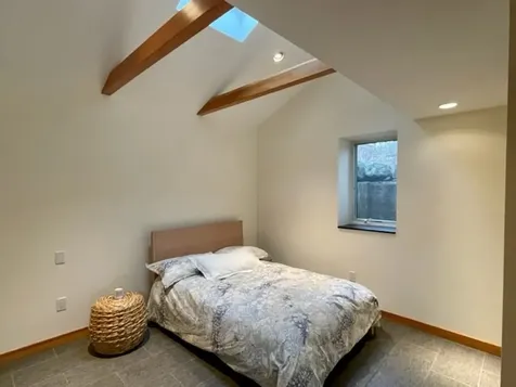10 Canterbury Lane Vineyard Haven MA 02568