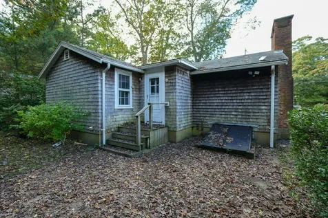 134 Barnes Road Oak Bluffs MA 02557