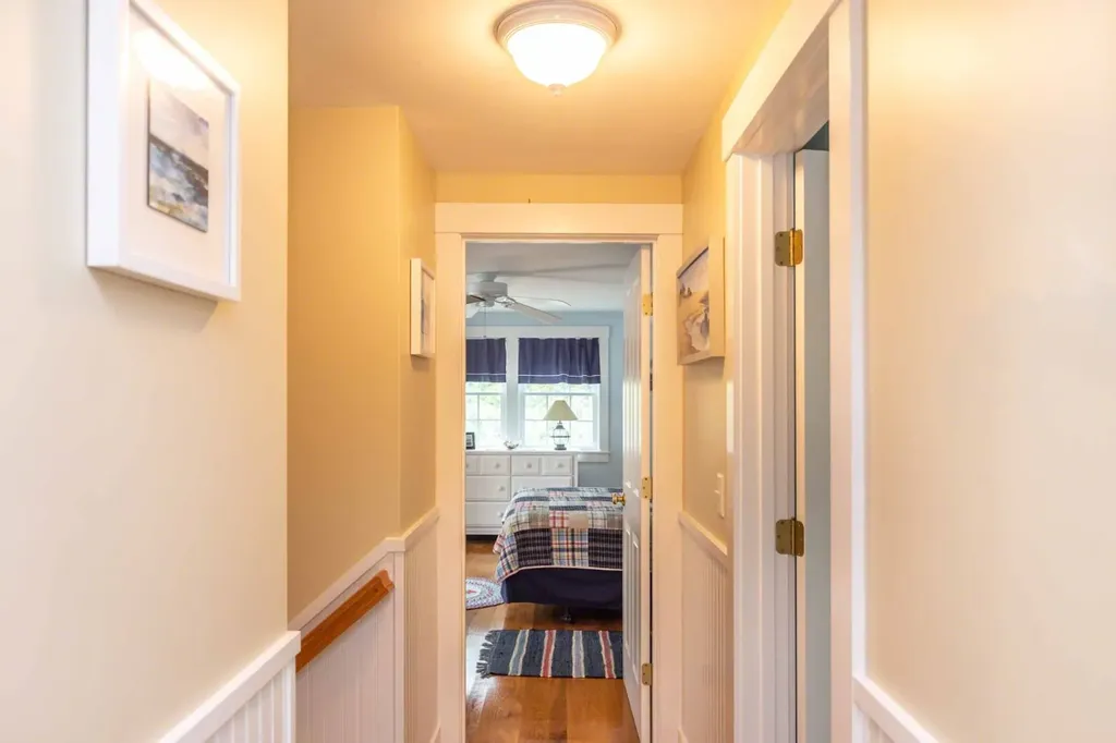 196 Spring Hill Road Vineyard Haven MA 02568