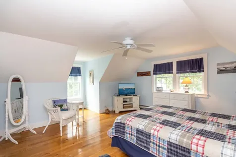 196 Spring Hill Road Vineyard Haven MA 02568